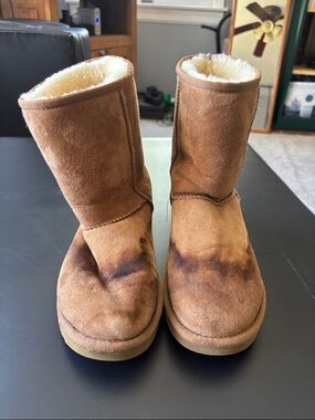 UGG Chestnut Shearling-Lined Classic Short Boots